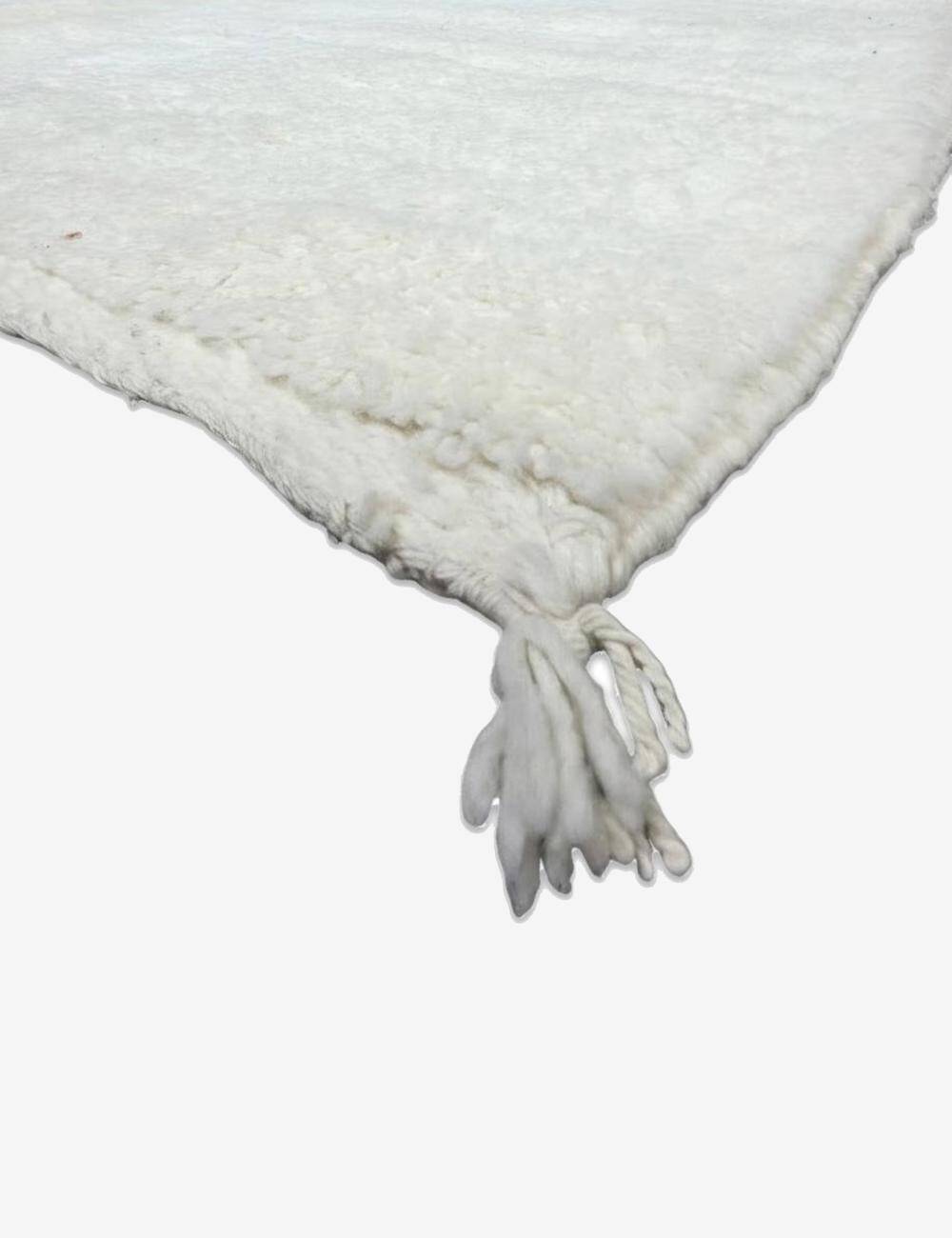 Minimalist White Rug - 253 x 204 cm