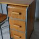 Bureau d'écolier et chaise vintage métal et bois clair