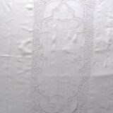 Old tablecloth, Luxeuil lace center, 2m40 long