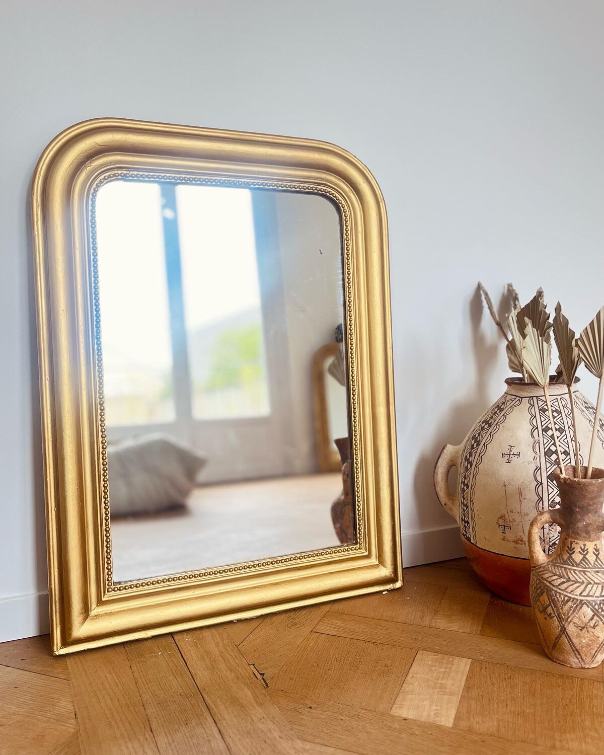 Old Louis Philippe mirror, bead, 84 × 62 cm