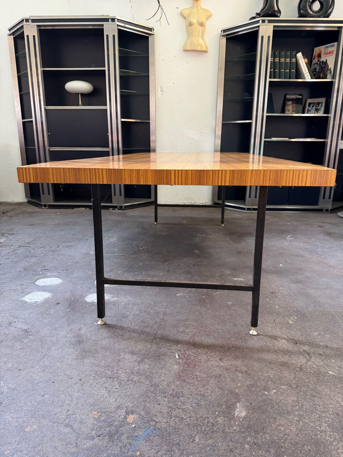 Table de conférence