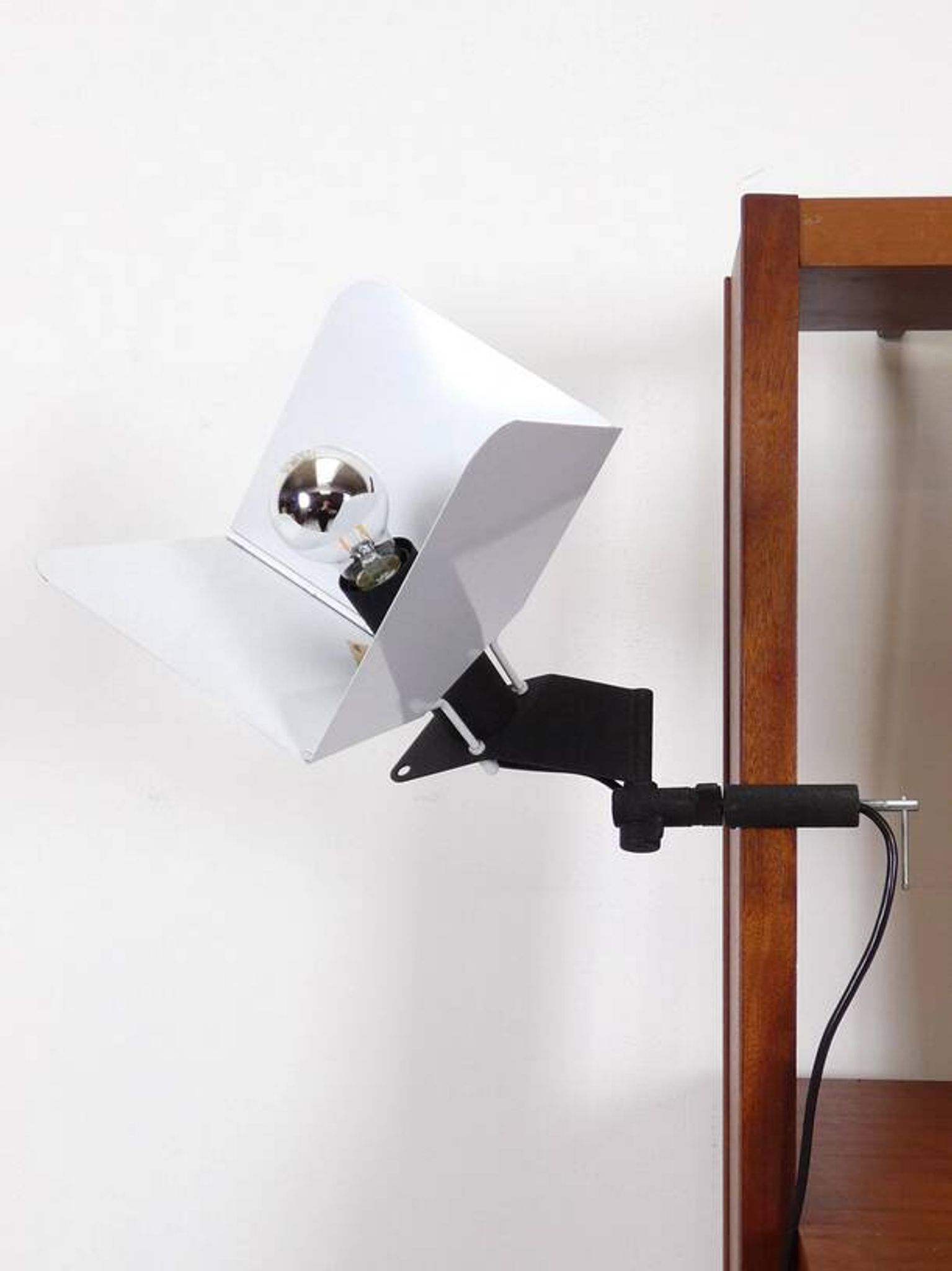 Lampe à pince Triedro de Joe Colombo pour Stilnovo