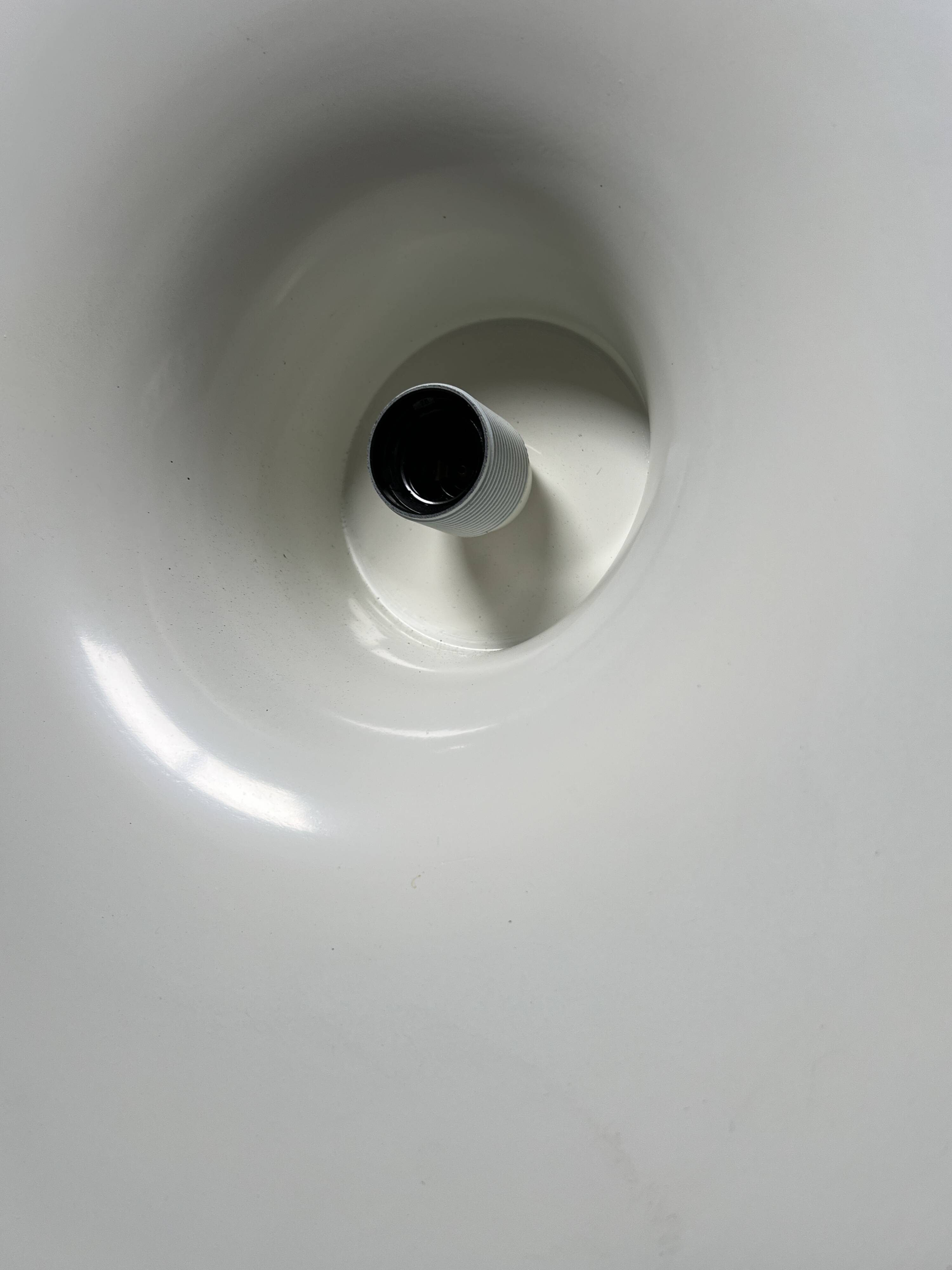 Red metal suspension