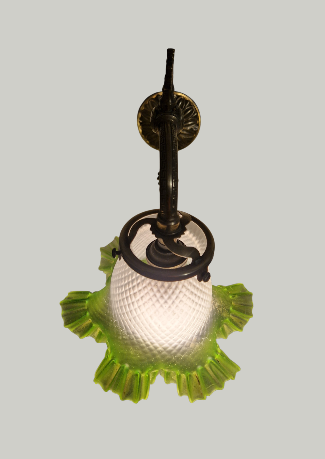 Louis XVI style wall sconce - Chiseled bronze and opaline glass