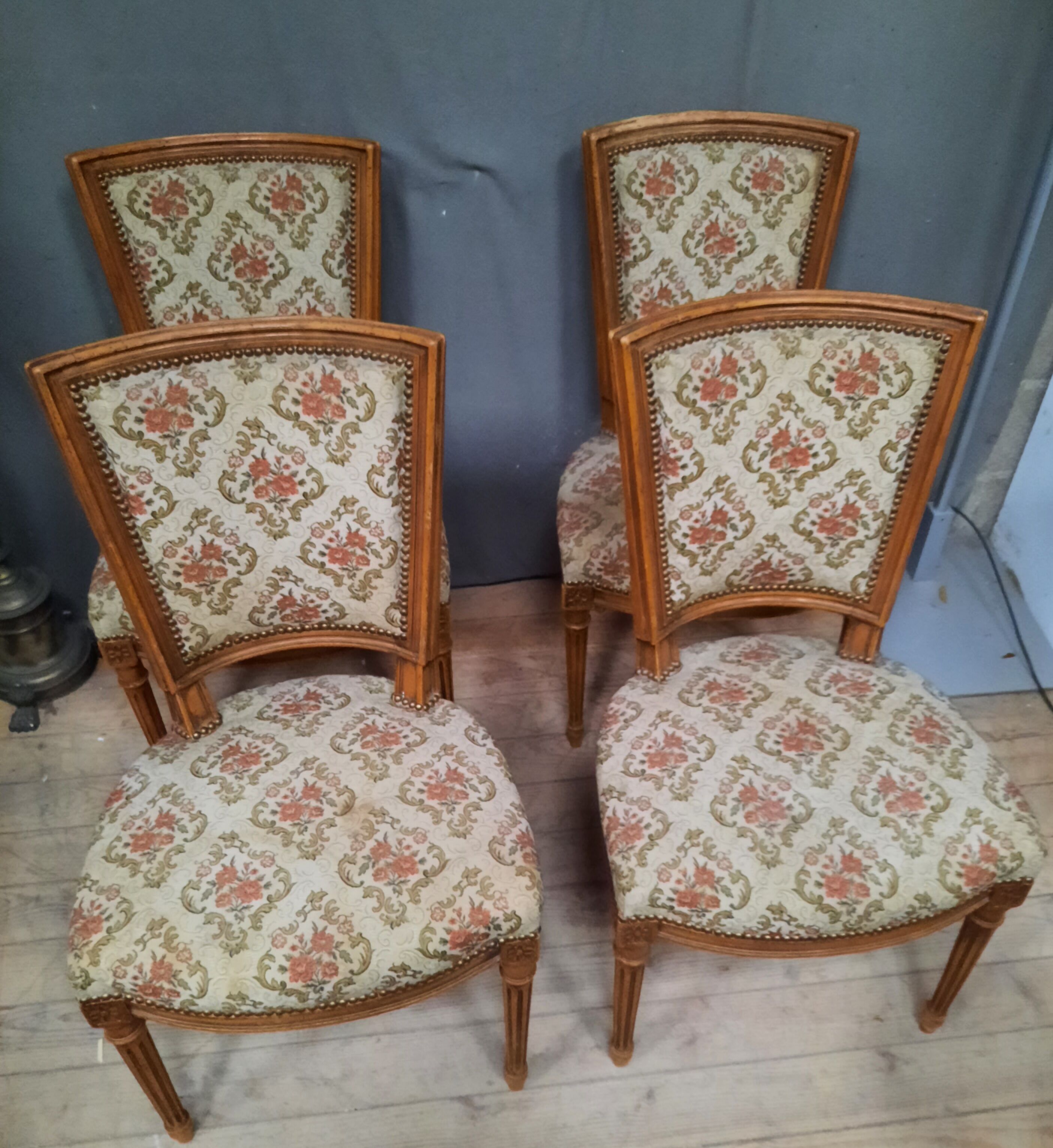 4 Louis XVI style chairs