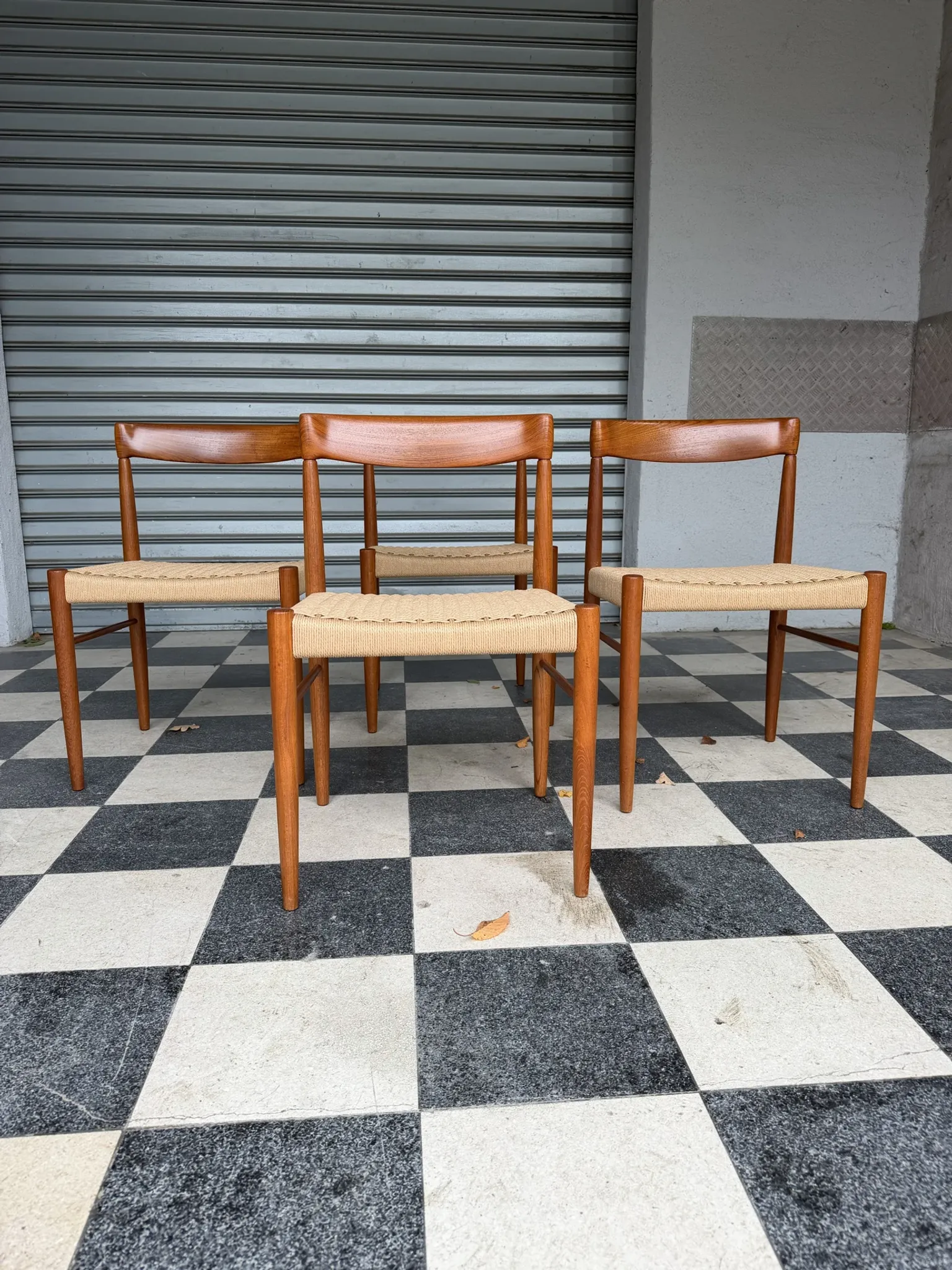 Set of 4 HW Klein chairs for Bramin