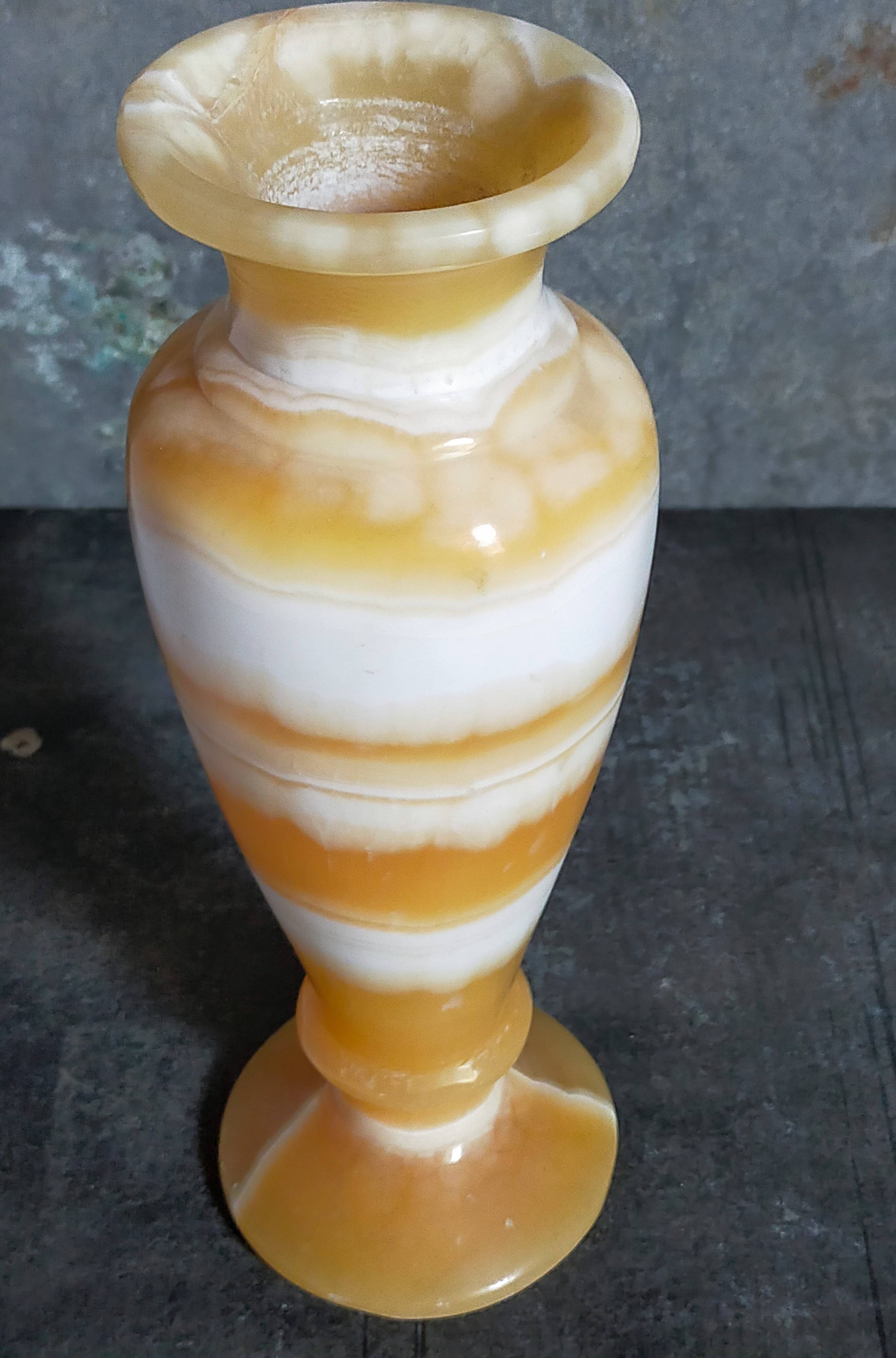 Baluster vase in real vintage honey onyx stone 25 cm