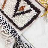 Moroccan berbere carpet 140x60cm