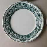 6 flat plates Saint Amand, décor la laitière