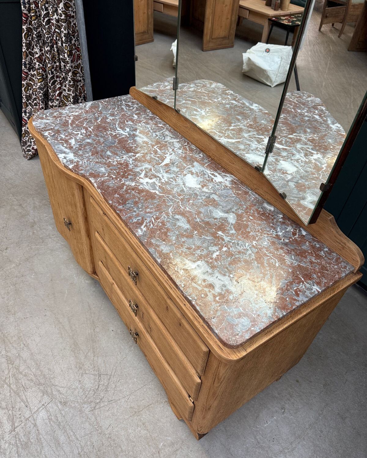 Art Deco dressing table (renovated)