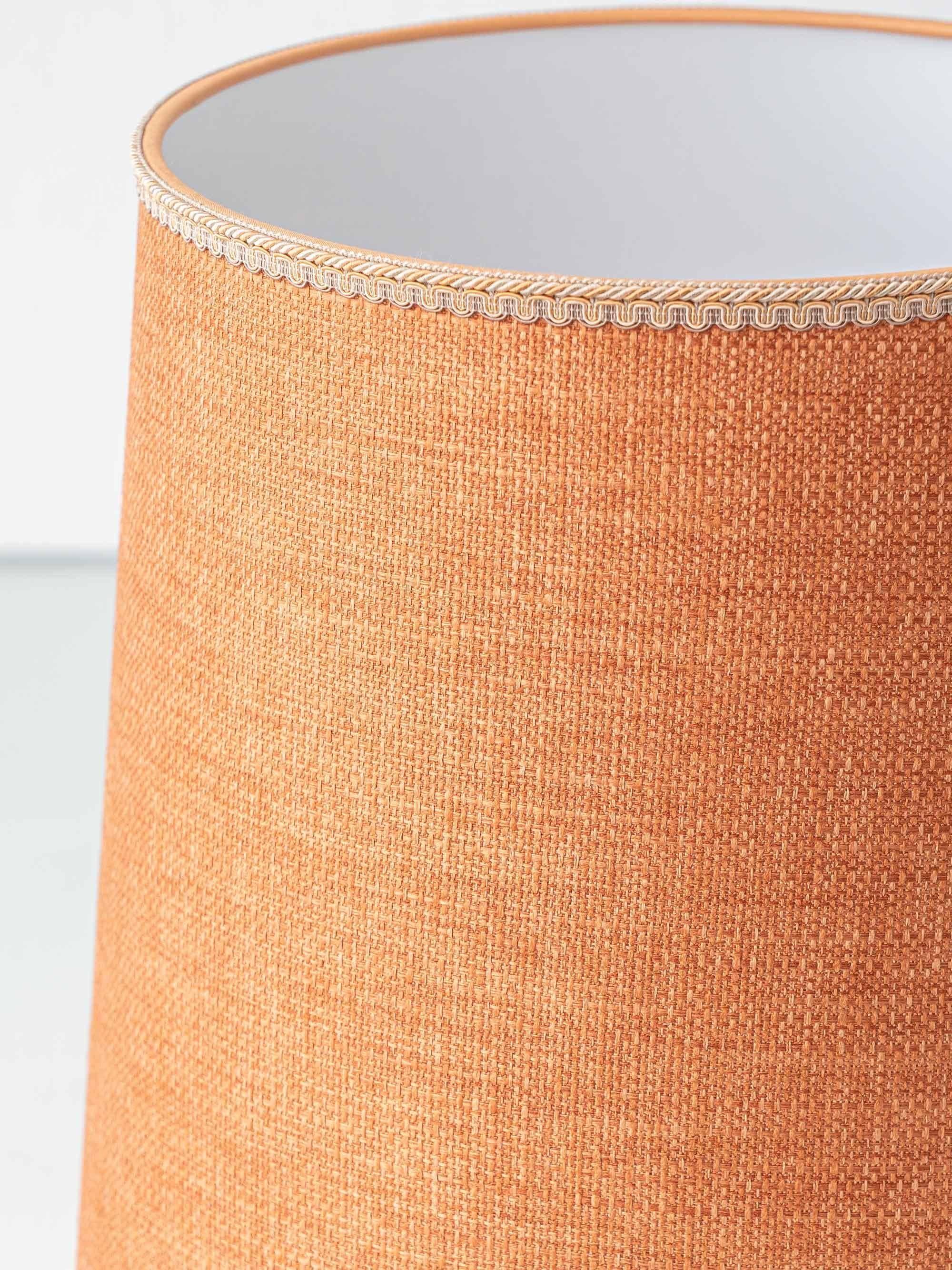 Pair of coloured ceramic table lamps in Art Nouveau style, 1918, with new shades.