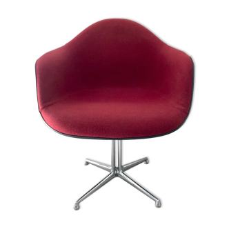 "lafonda" chair by Charles & Ray Eames for Herman Miller/Vitra