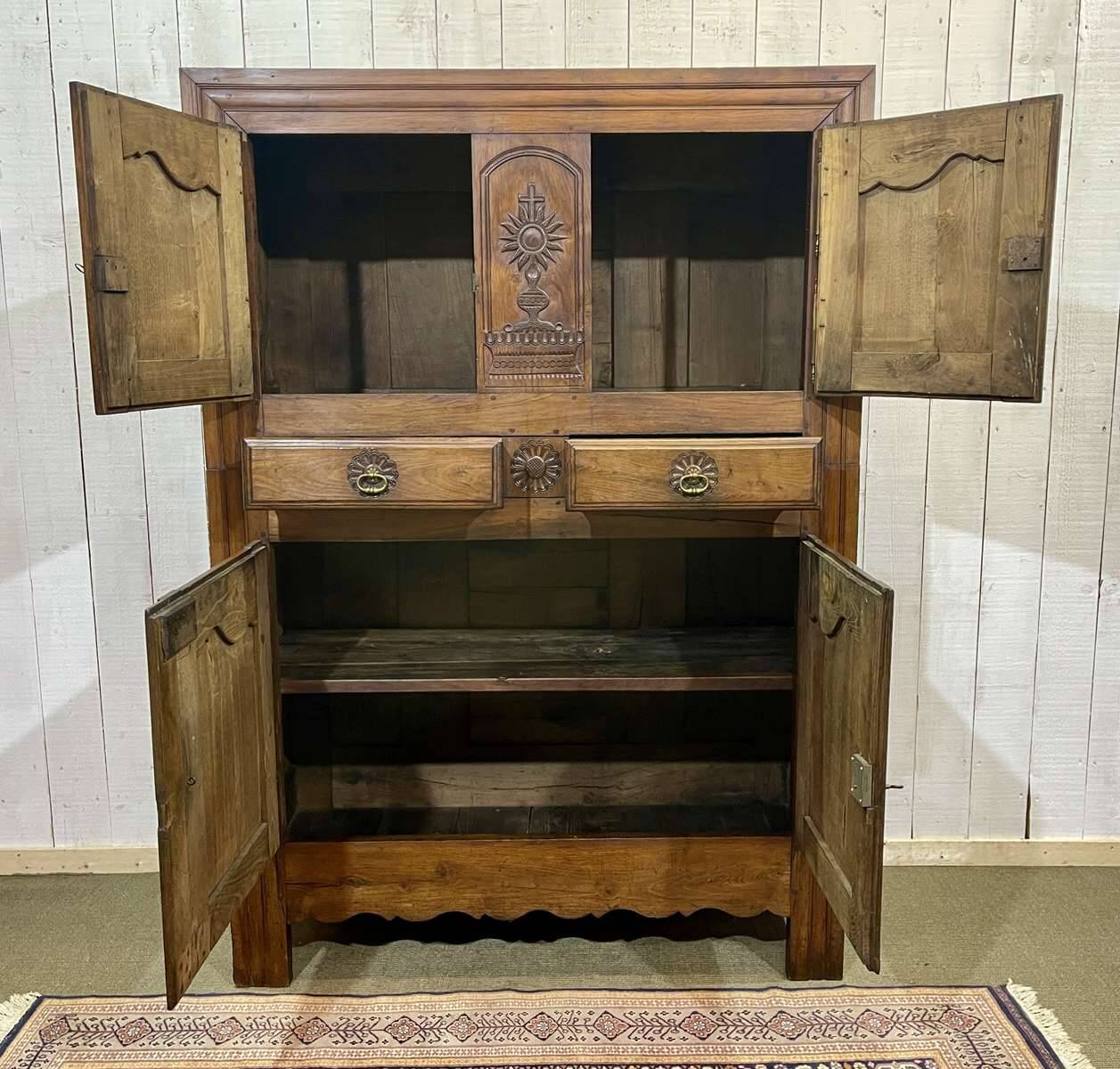 19th century Breton 4-door chestnut sideboard