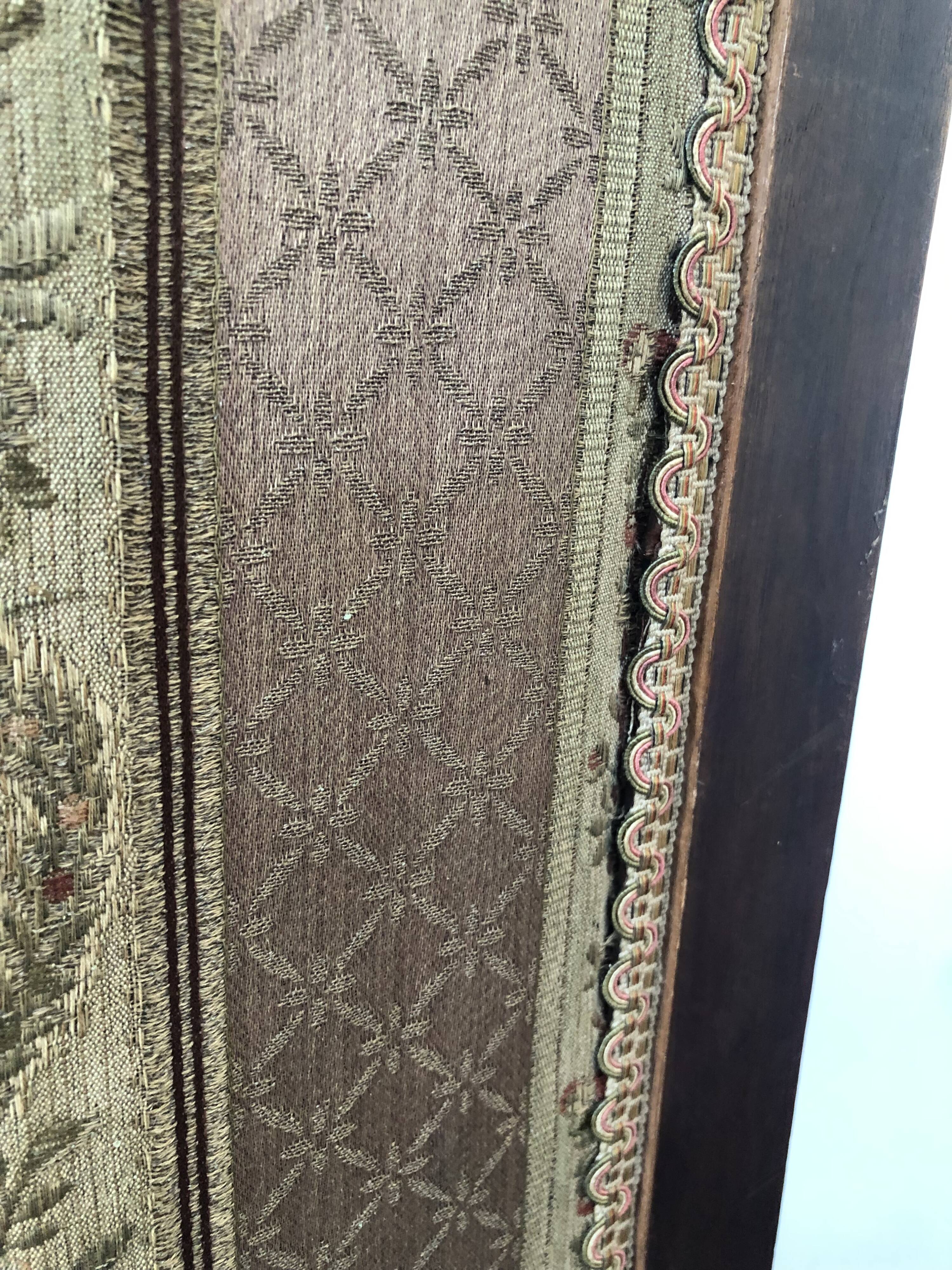 Wood and fabric screen