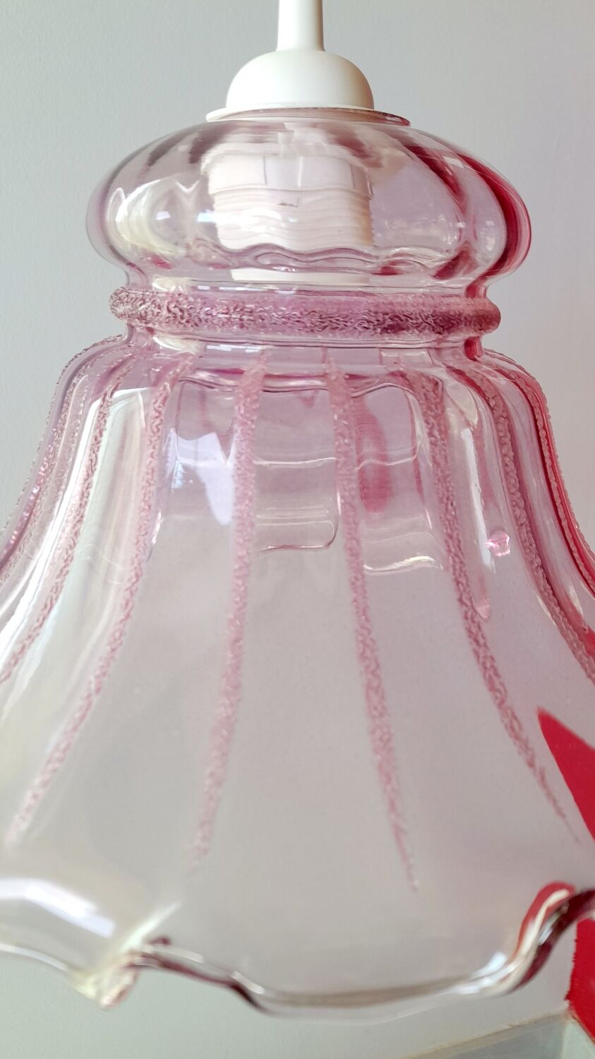 Pink glass pendant lamp