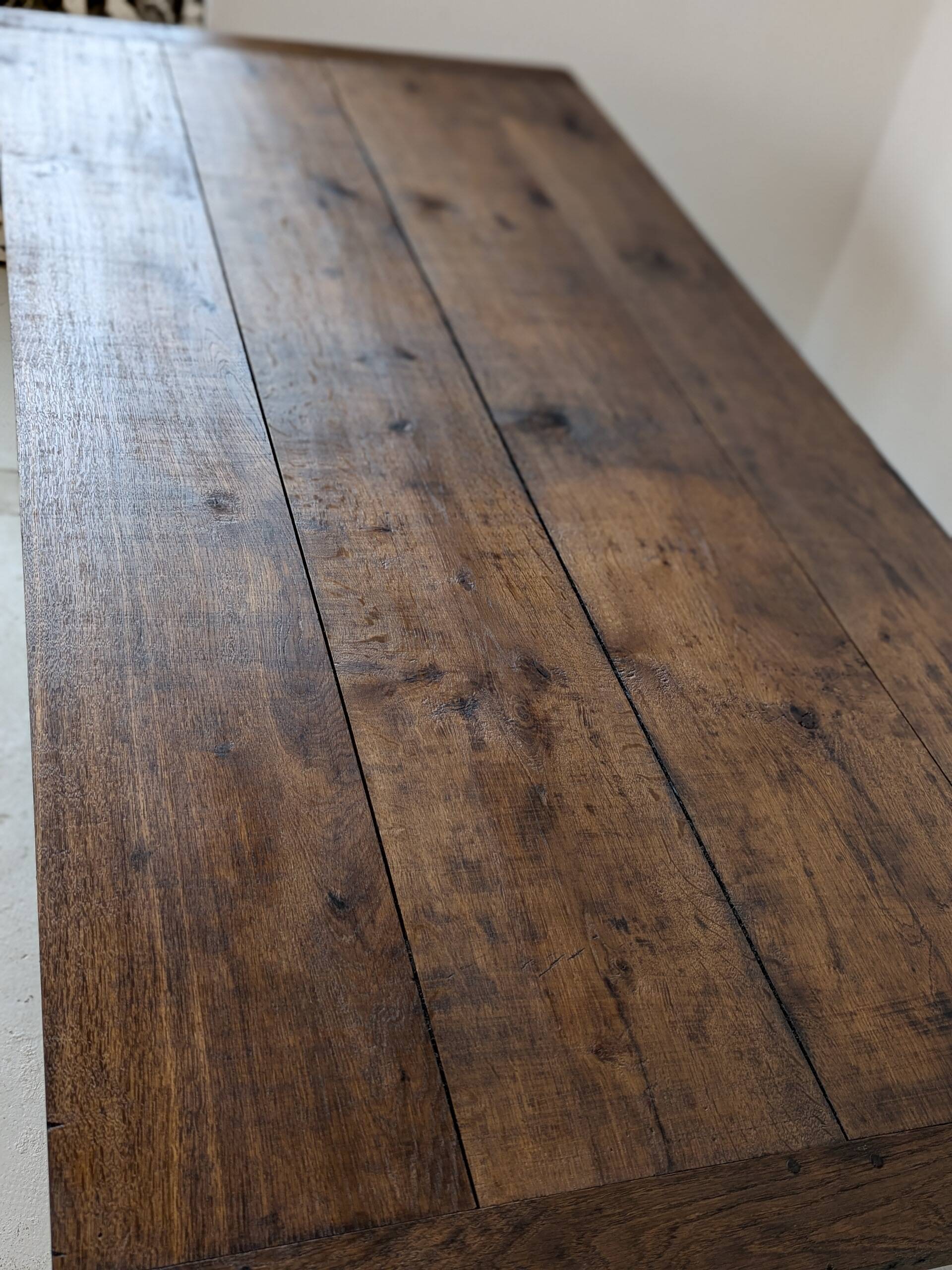 Campaign table in solid oak, Directoire style.
