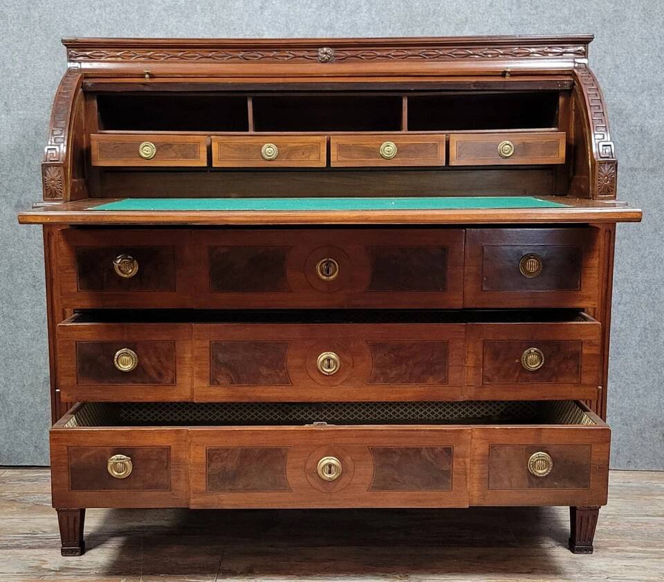 Louis XVI period cylinder chest of drawers in marquetry circa 1760