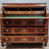 Commode bureau à cylindre époque Louis XVI en marqueterie vers 1760
