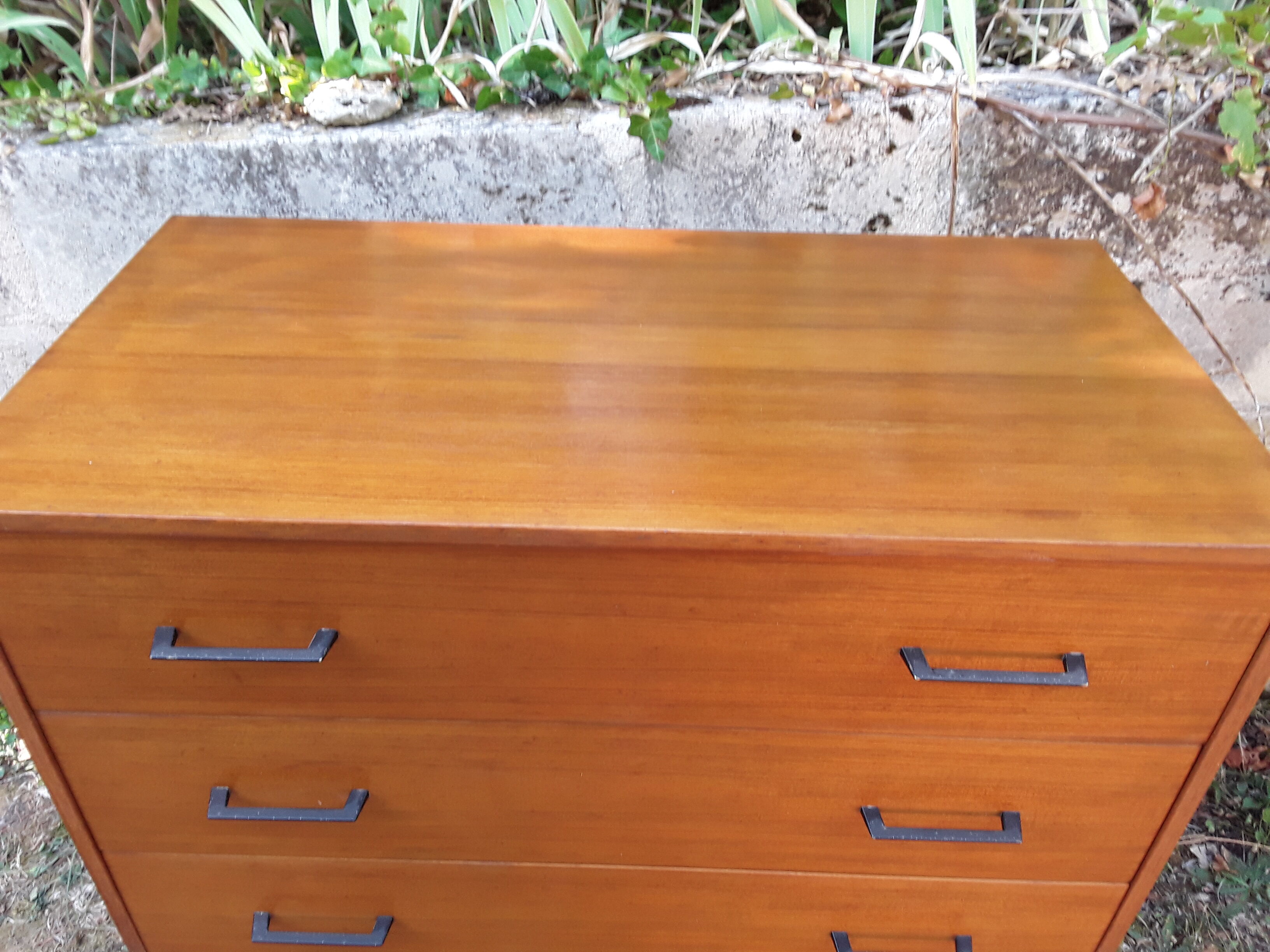 Unifa teak dresser