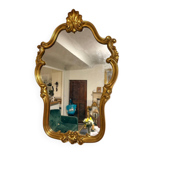 Ancien miroir ovale doré de style Louis XV à fronton rocaille, rococo