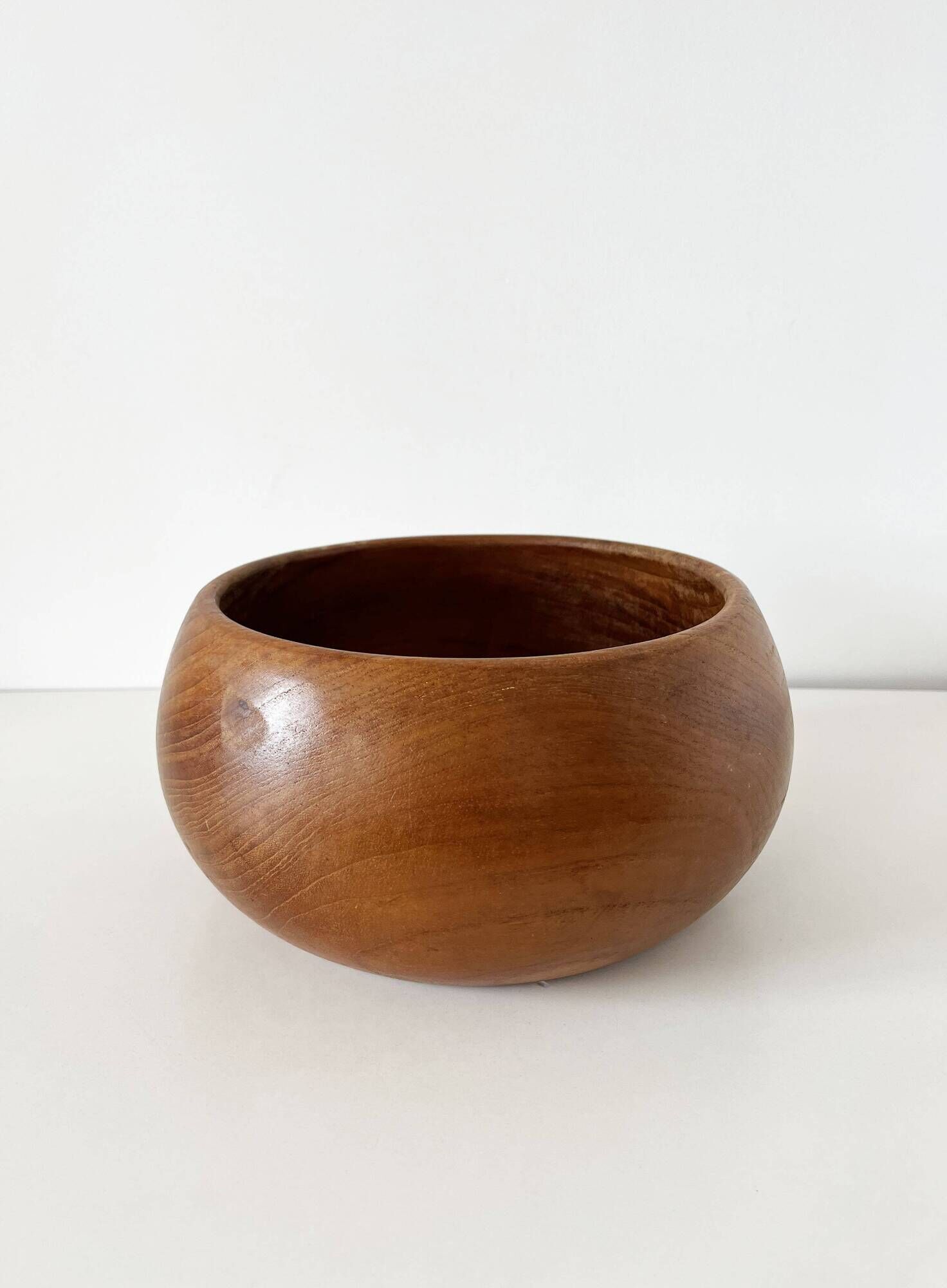 Large dish or wooden catchall from the 1960s.