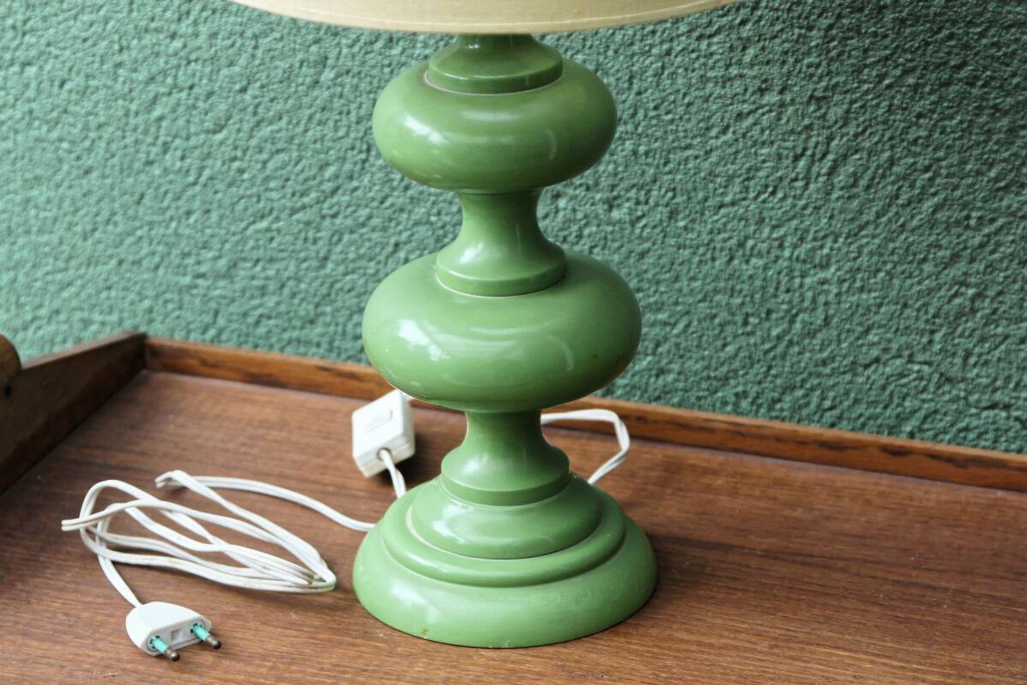 Vintage 70s lamp, turned wooden base