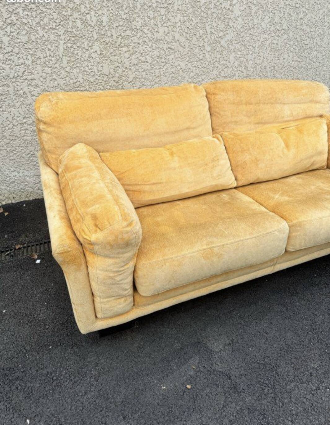 Roche Bobois 2-3 seater convertible sofa bed in velvet fabric