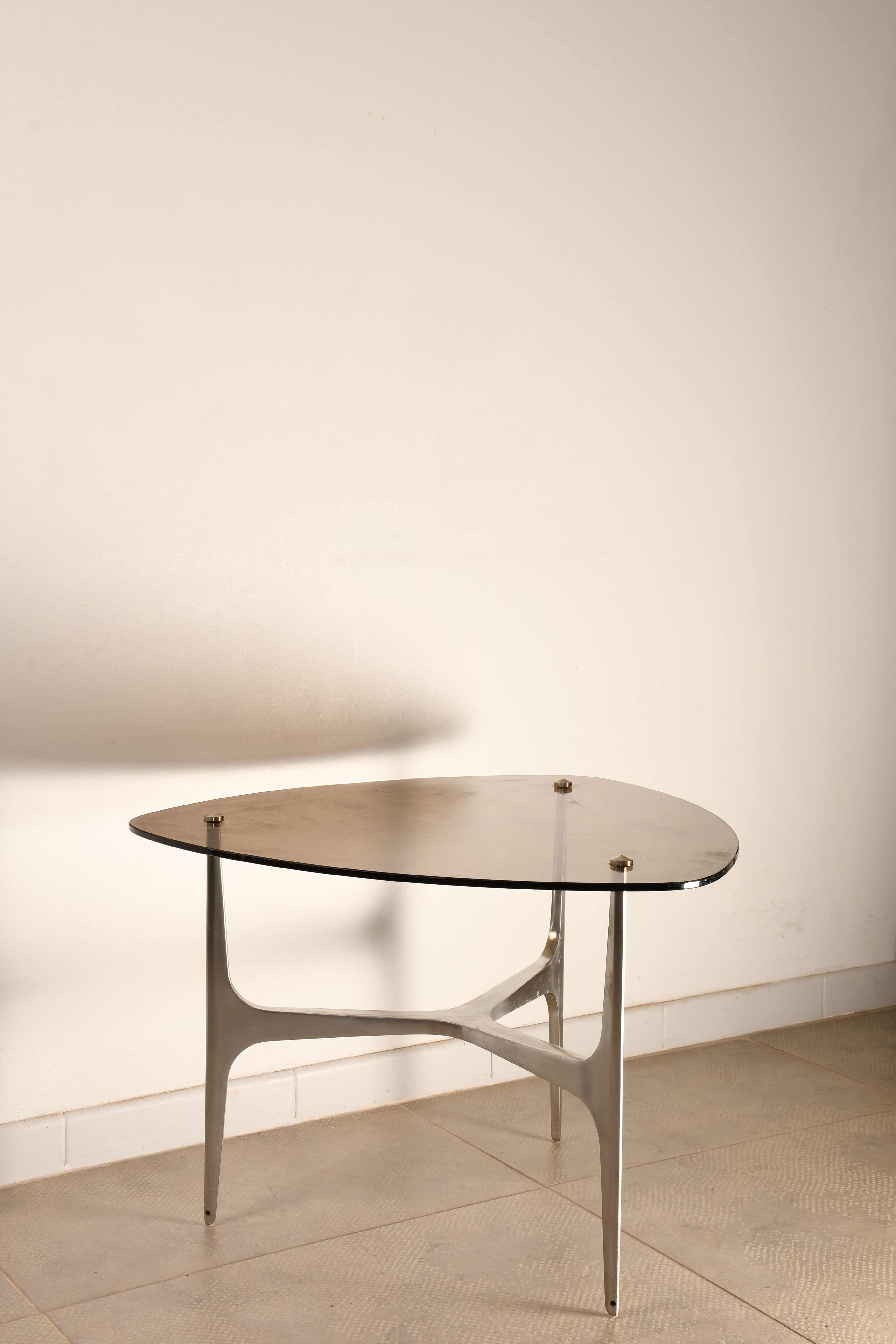 Design coffee table, glass top, aluminum legs