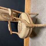 Fauteuil ancien de style Louis XVI