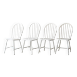 Set of 4 Contemporary White Scandinavian Chairs