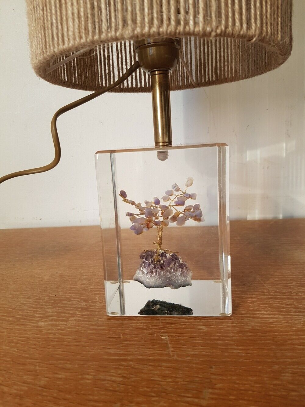Resin lamp with amethyst shaft inclusion