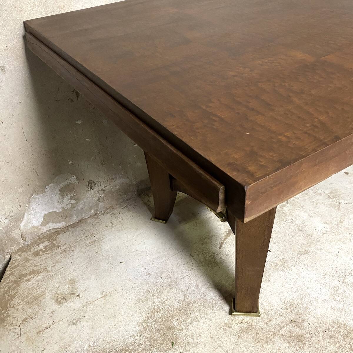 Table Art Déco 1930 en bois et laiton doré