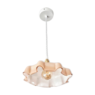 Pink opaline suspension