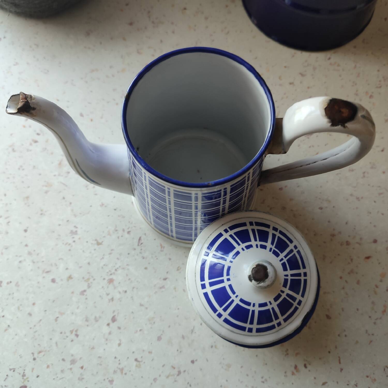 Antique BB Frères enamelled sheet metal coffee maker, Damier model