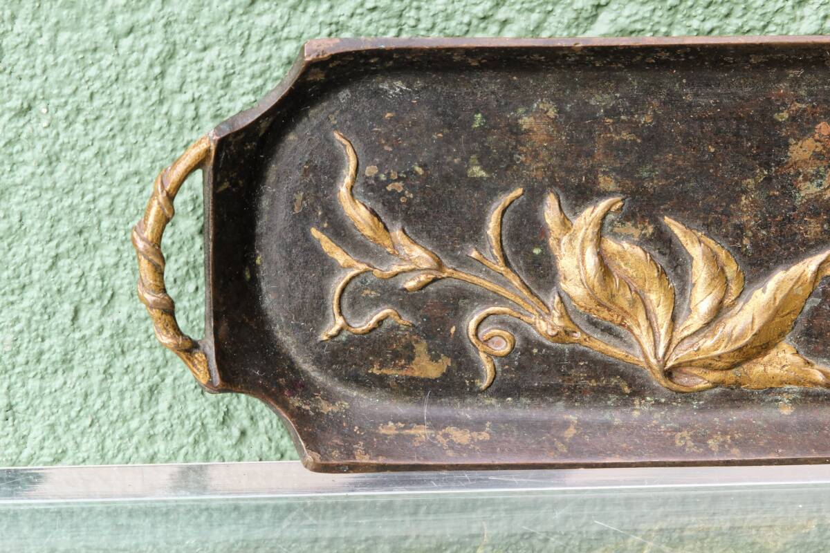 Art Nouveau bronze catchall, signed Le Royer.