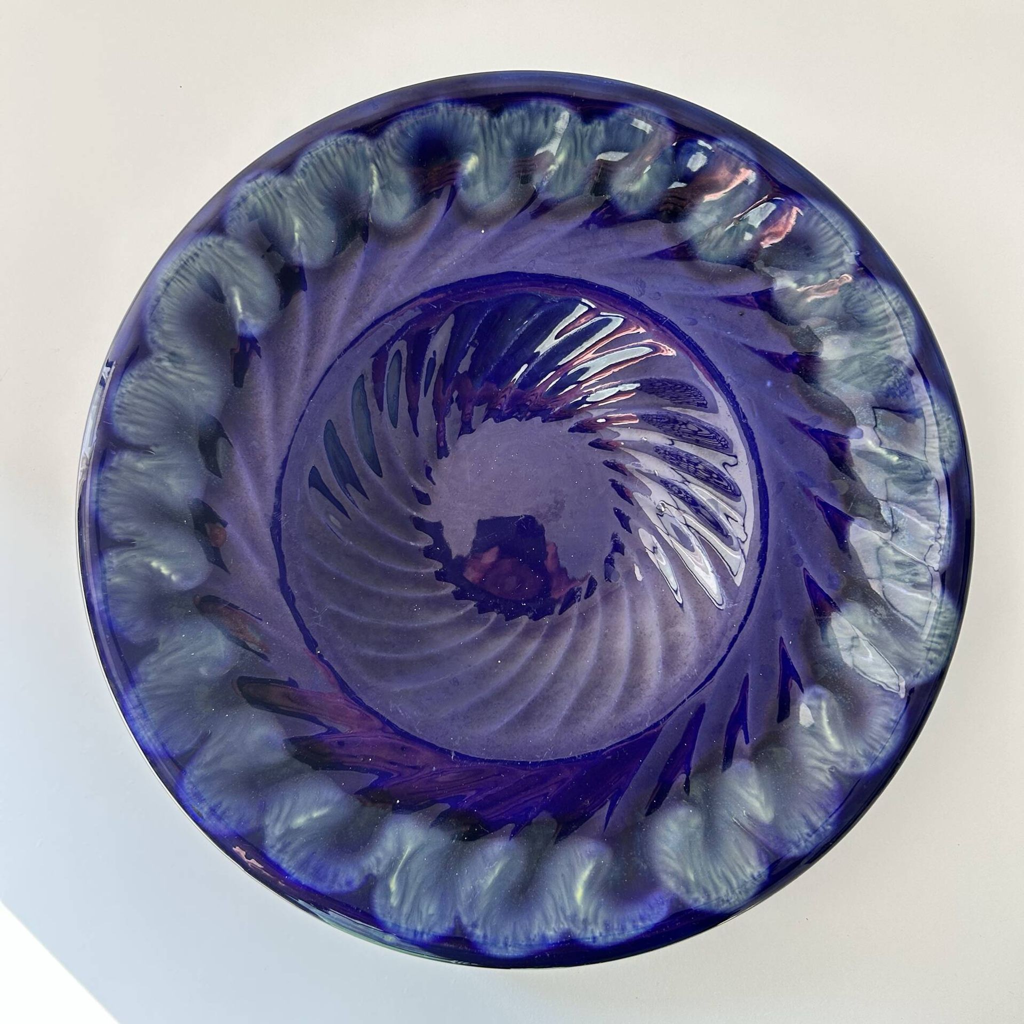 Coupe ondulée bleu encre