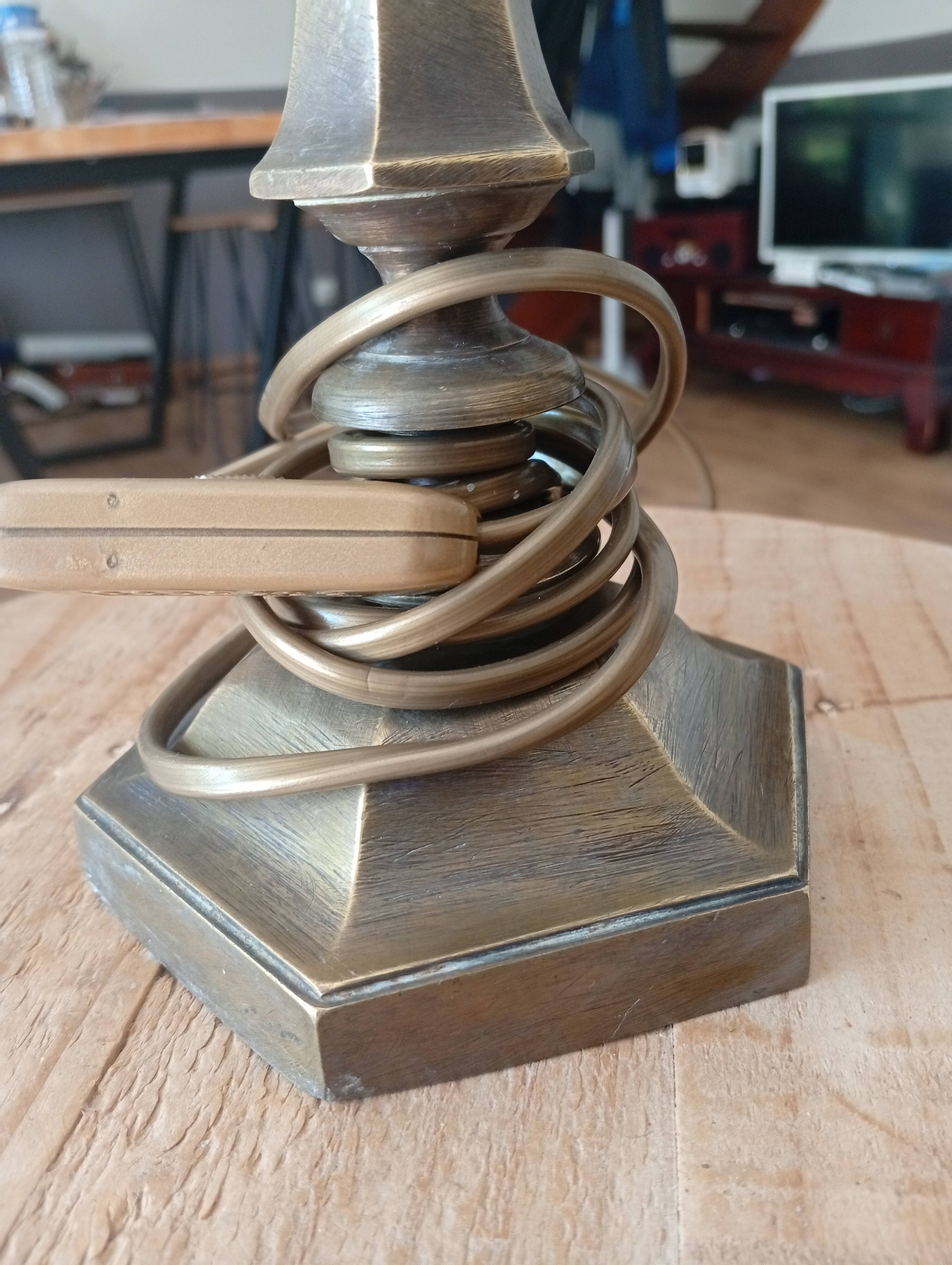 Bronze lamp base