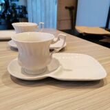 Porcelain cups and cups