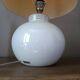 Lampe de salon blanche moderne céramique sphère | modèle Beaulieu