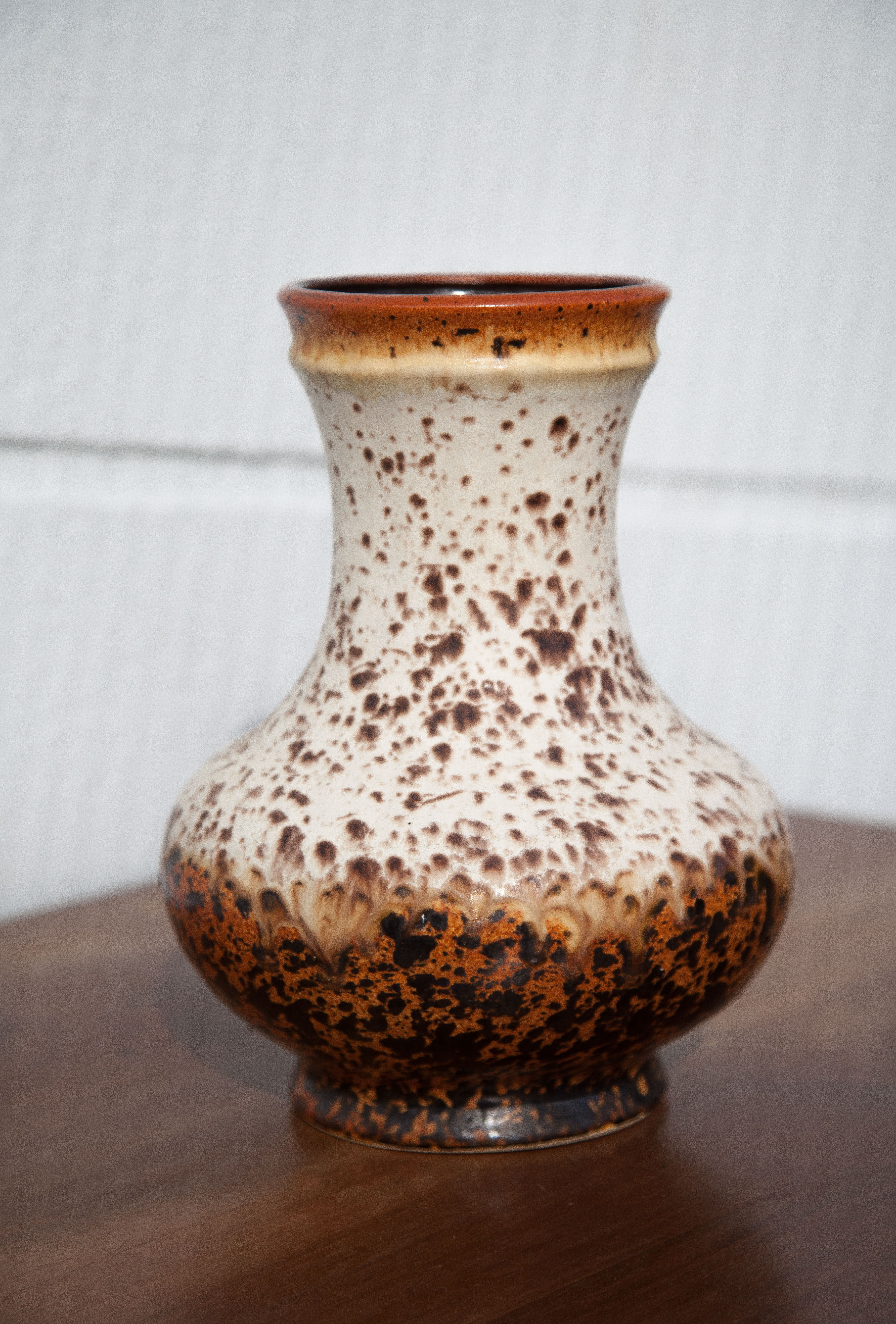 Ceramic vase 528-26 Uebelacker u-keramik, west germany