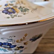 Soup tureen Moulin des Loups Volubilis, blue flowers and gilding