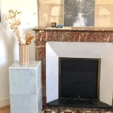 Ceramic tile column