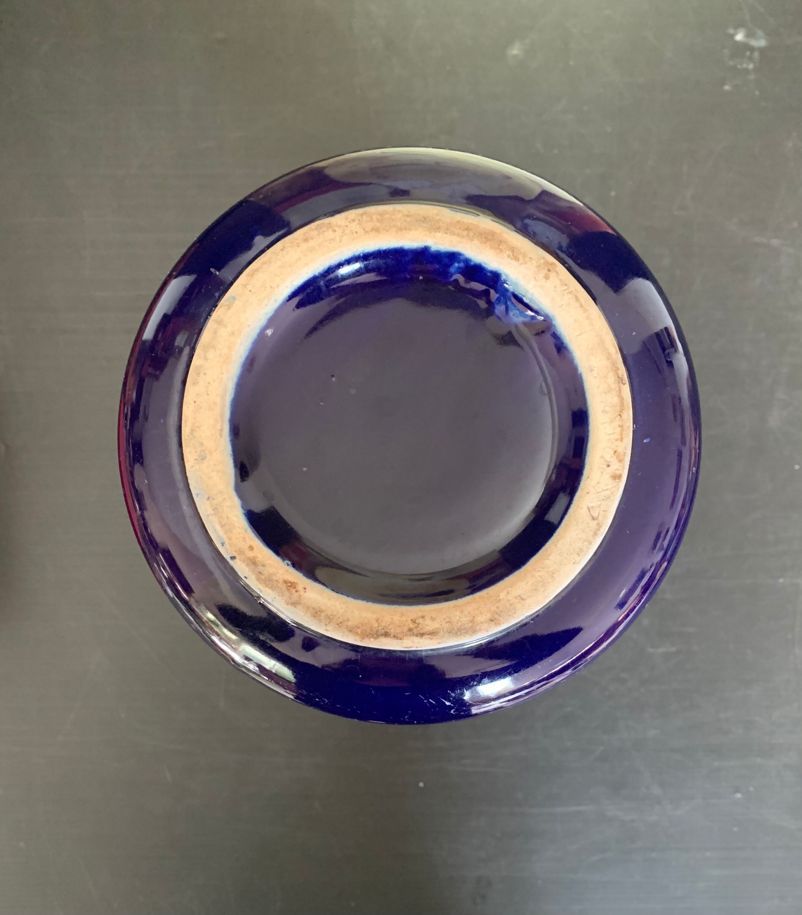 Ceramic vase