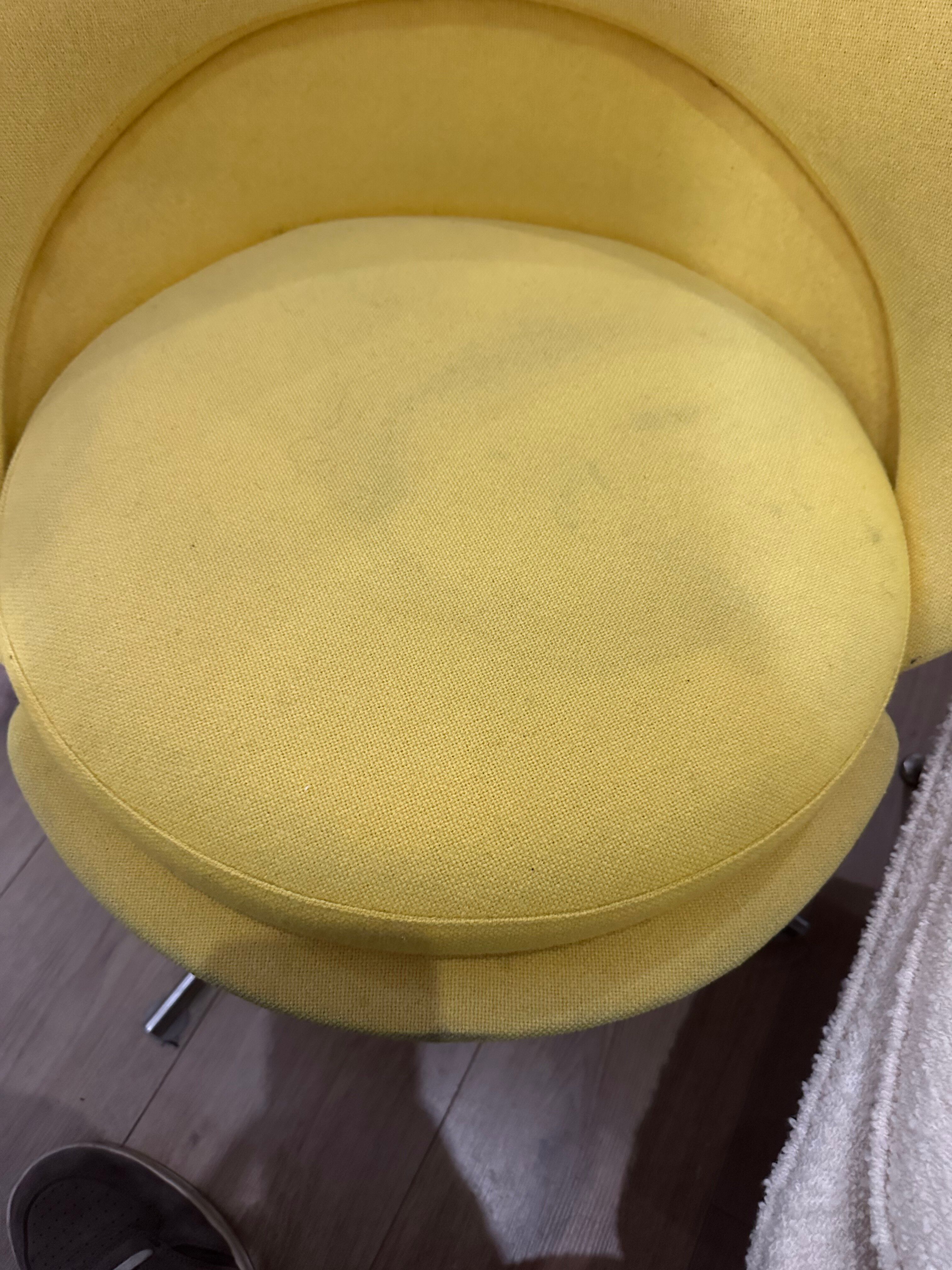 Heart cone chair Verner Panton for Vitra