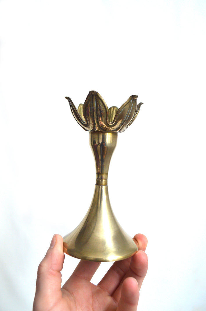 Flower candle holder