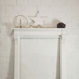 White fireplace mantle