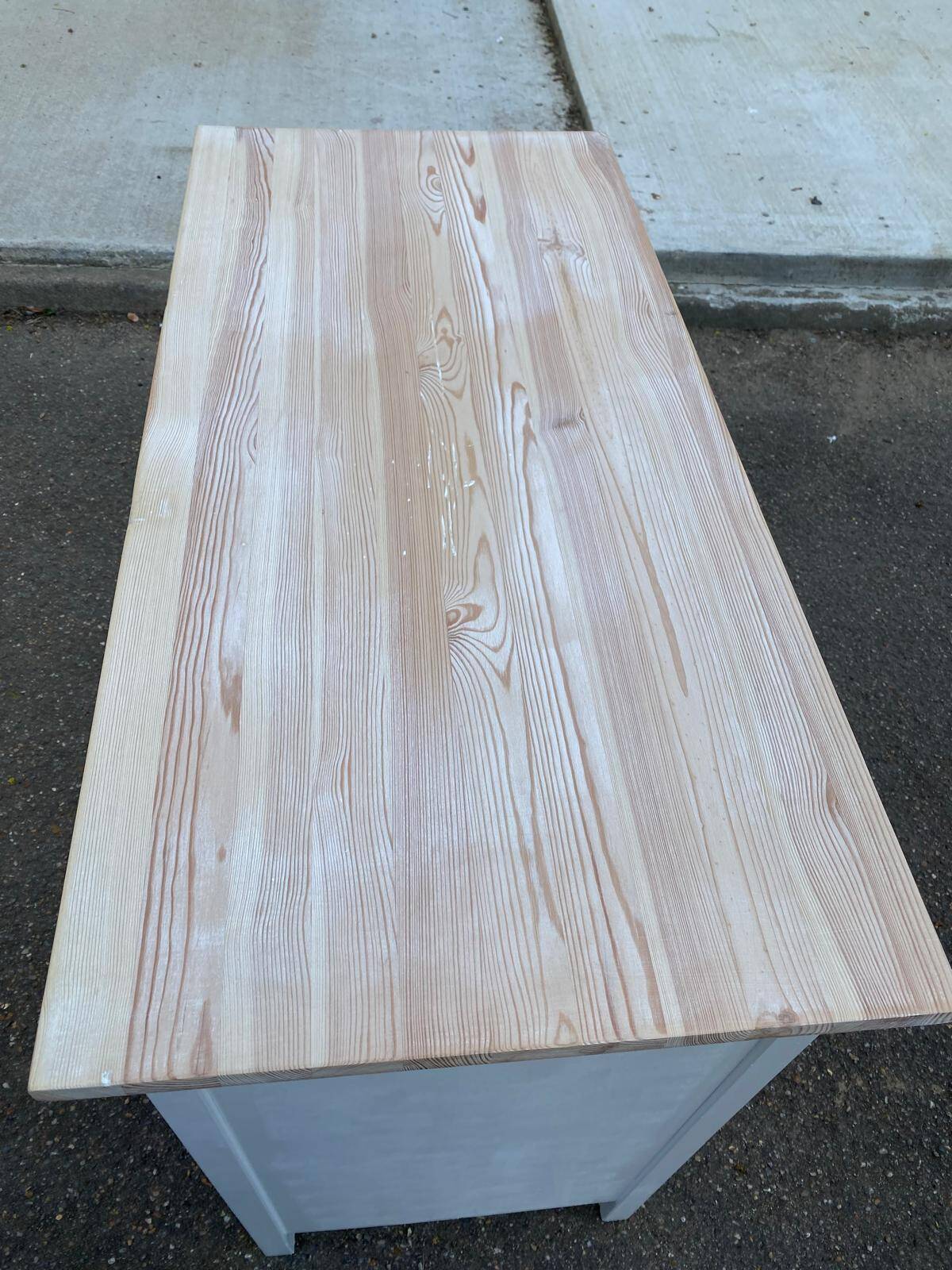 Pair of white Scandinavian chests of drawers in solid wood