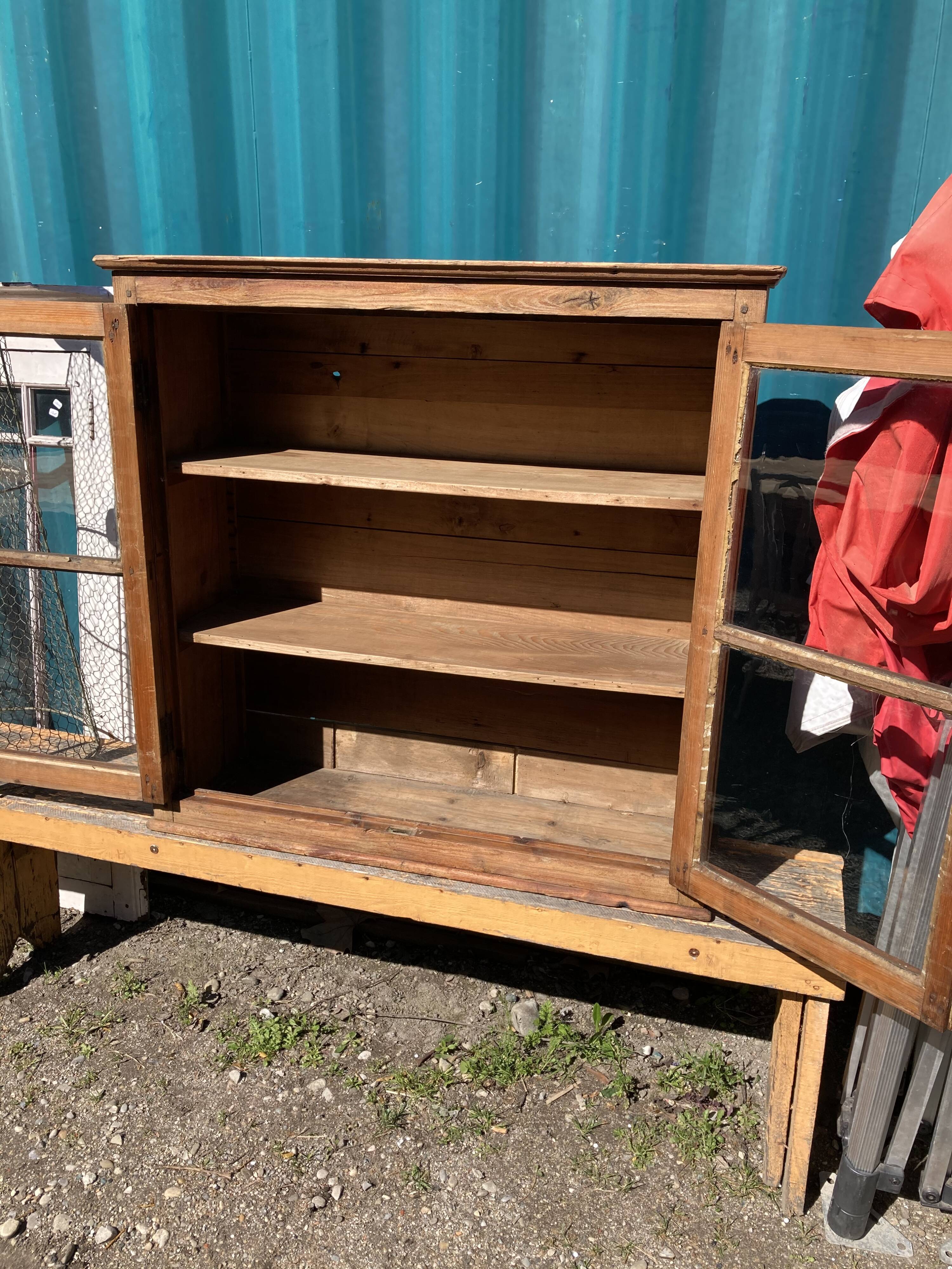 Natural wood window to be laid or hung