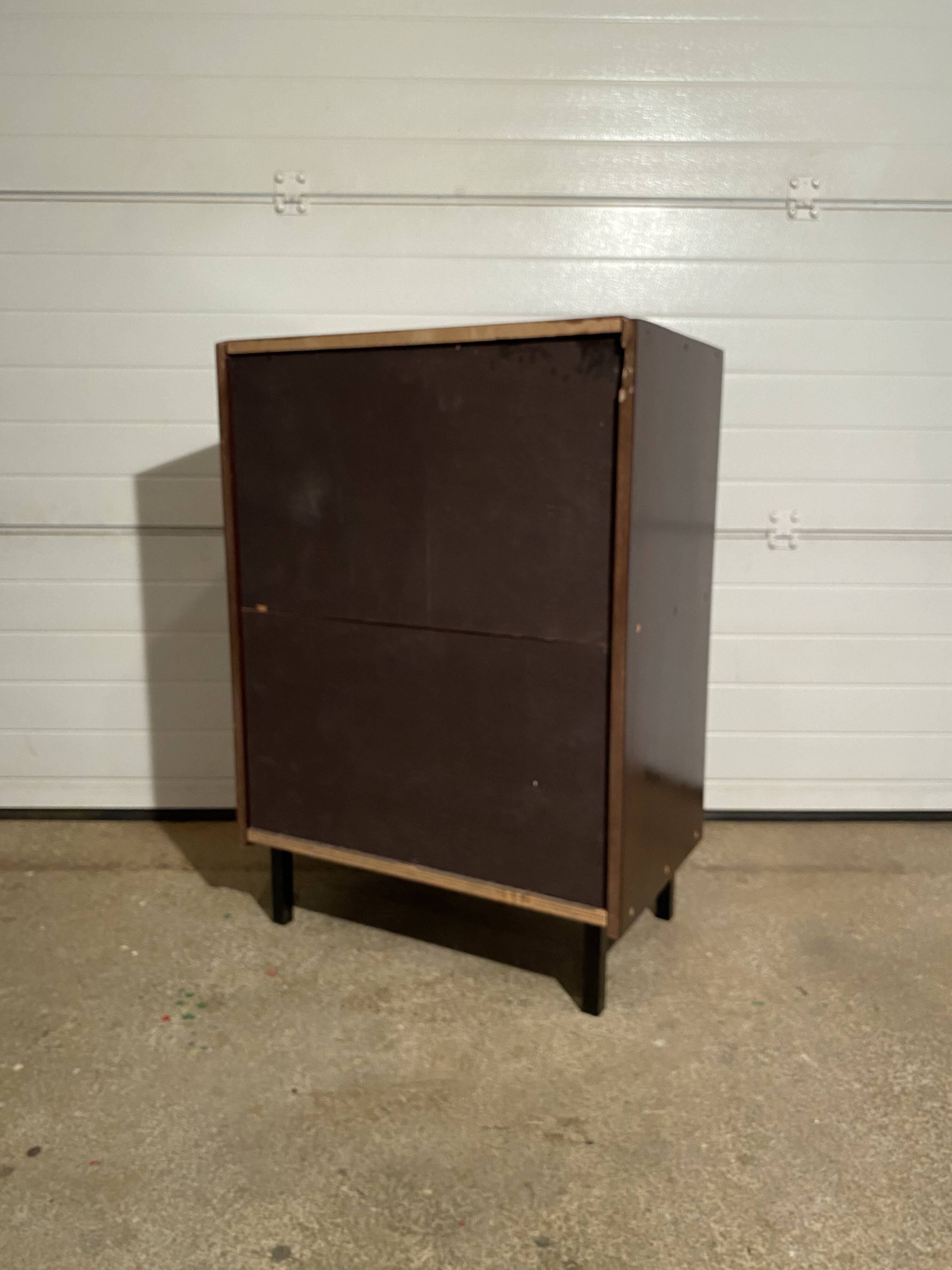 Commode vintage