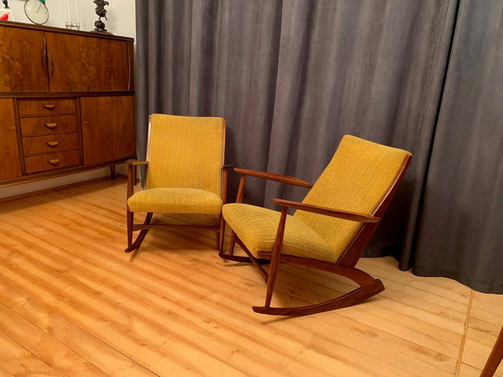 Set of Danish rocking chairs by Georg Jensen for Kubus Furniture, 1950s